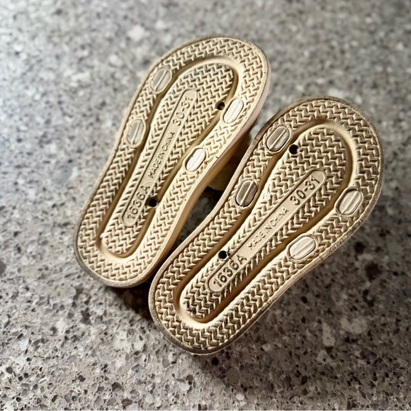 Girls White Sandals with Bead Embellishments Size 11.5C-12.5C - Picture 7 of 9